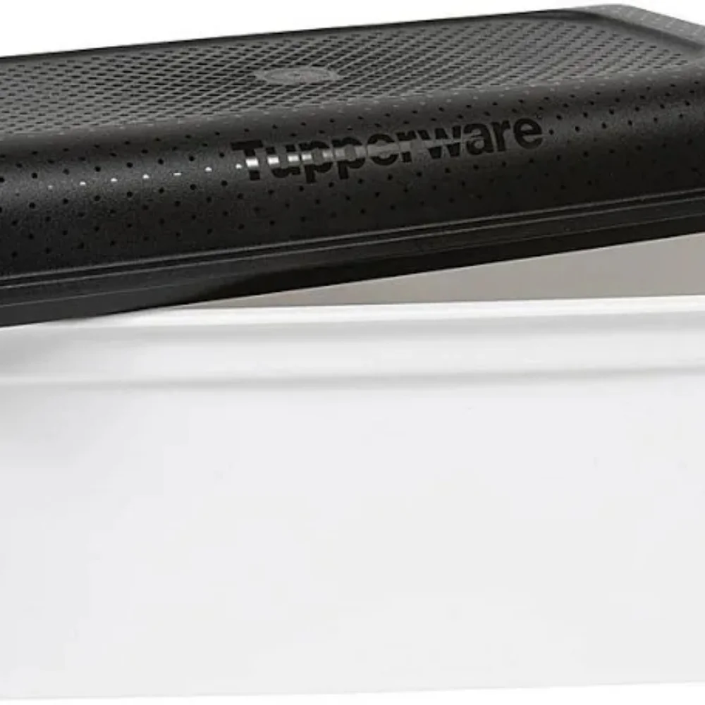 Tupperware Bread Saver Storage Container - Picture 2 of 2